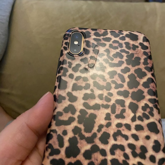 Leopard print phone case! - Picture 4 of 4